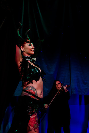 Kiki Halloween73213