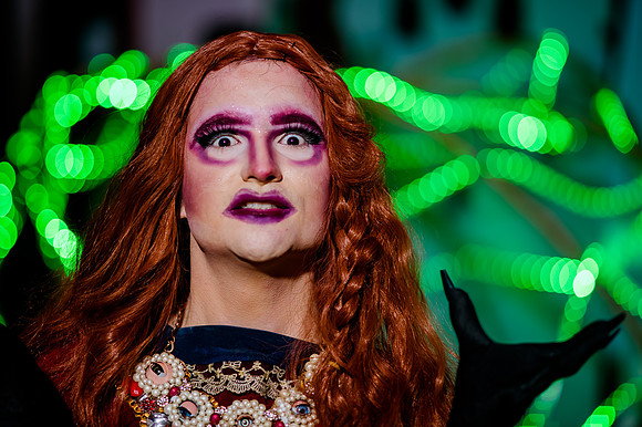 Kiki Cabaret53516