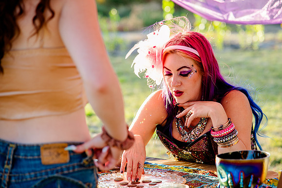 Birdlesque Takes Flight: Burlesque Meets Nature at Tracy Aviary’s Fundraising Cabaret