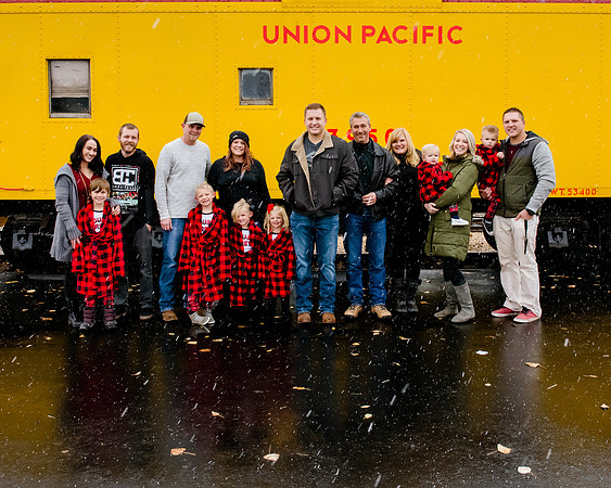 Family Portraits 11-24-2018_DSC5671
