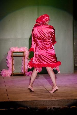 Birdlesque Takes Flight: Burlesque Meets Nature at Tracy Aviary’s Fundraising Cabaret