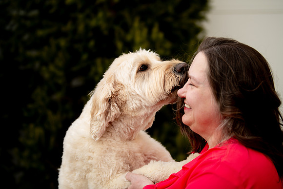 Christine Palmer: A Headshot Session with Personality & Creativity