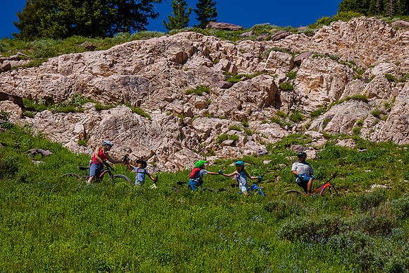 Mountain Biking 7557