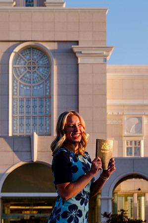 Missionary Photoshoot: Isabelle Petersen at Bountiful Temple