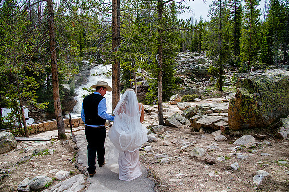 now in June: Megan Collins and Seth Underwood's Mountain Wedding