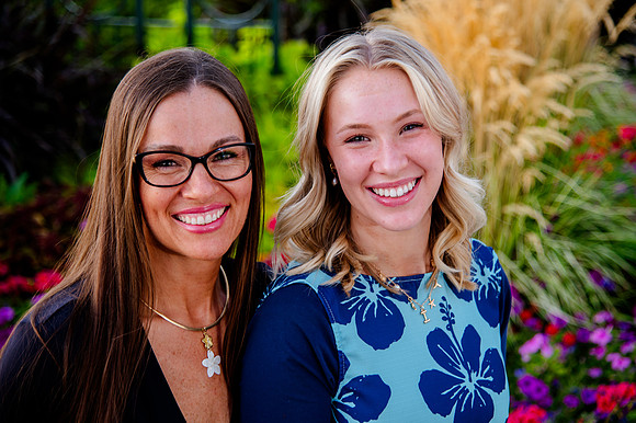 Missionary Photoshoot: Isabelle Petersen at Bountiful Temple
