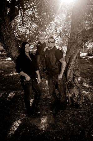 Family Pictues at the International Peace Gardens slc,utah-9578