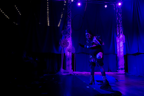 Kiki Cabaret54992