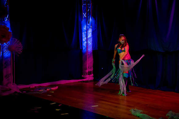 Kiki Cabaret54574