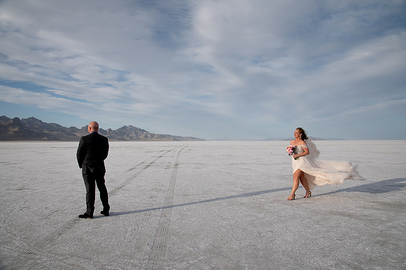 Heather Ohman & Chad Winget’s Windswept Wedding Adventure at the Utah Salt Flats020638