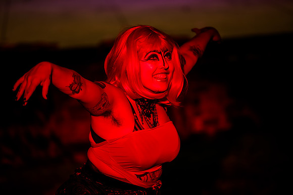 Birdlesque Takes Flight: Burlesque Meets Nature at Tracy Aviary’s Fundraising Cabaret