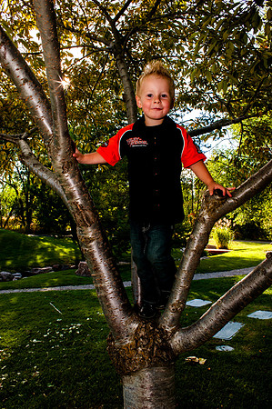 Family Pictues at the International Peace Gardens slc,utah-9650
