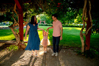Golden Hour Family Portraits at the International Peace Gardens – The Boss Family759