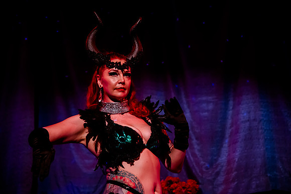 Kiki Halloween73427