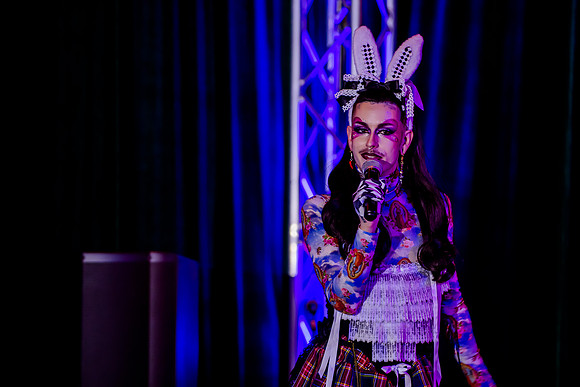 Mad Hatter's Tea Party111857