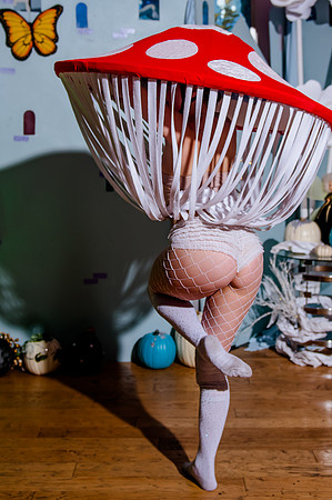 Kiki Cabaret53420