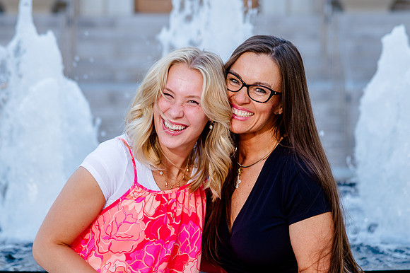 Missionary Photoshoot: Isabelle Petersen at Bountiful Temple