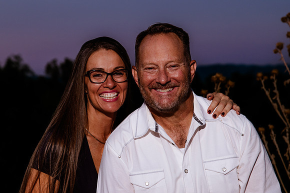 Family Portraits at Wheeler Farm: Alicia Peterson's Blended Family in the Glow of Sunset