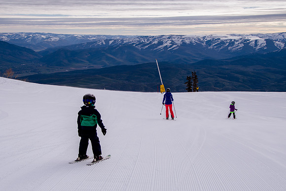 Family Ski at Snowbasin 4-5-17-6954