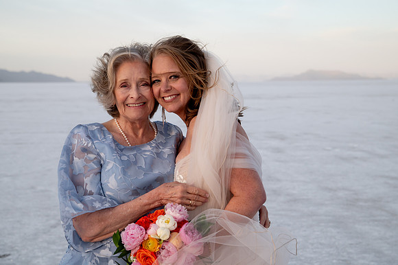 Heather Ohman & Chad Winget’s Windswept Wedding Adventure at the Utah Salt Flats021121