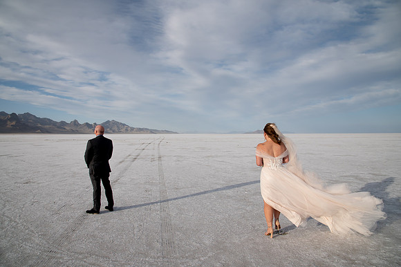 Heather Ohman & Chad Winget’s Windswept Wedding Adventure at the Utah Salt Flats020634