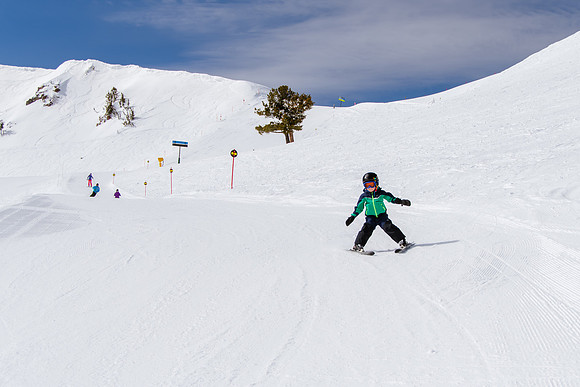 Family Ski at Snowbasin 4-5-17-8519