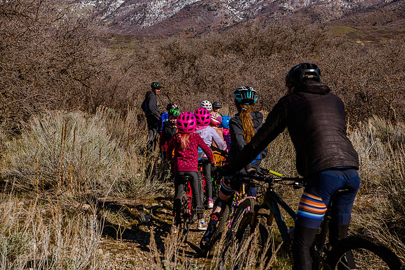 Velo 202138272