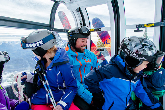 Family Ski at Snowbasin 4-5-17-7394