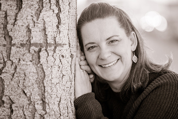 Capturing Confidence Anywhere: Tori Bradford’s Parking Lot Headshots