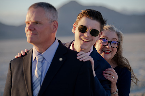 Family Portraits with Rebecca Ory-Hernandez at the Utah Salt Flats