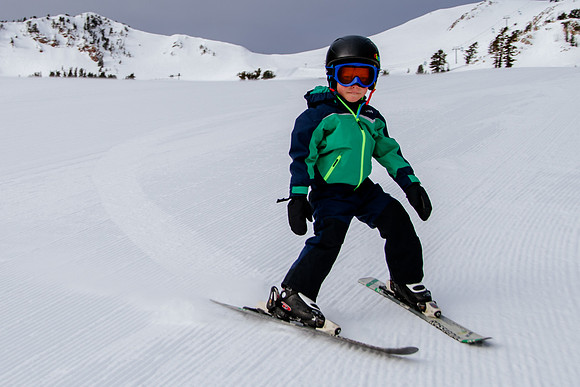 Family Ski at Snowbasin 4-5-17-7011