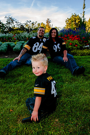 Family Pictues at the International Peace Gardens slc,utah-0121