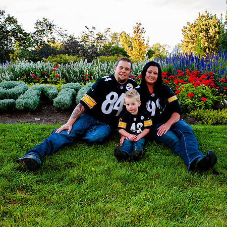 Family Pictues at the International Peace Gardens slc,utah-0134