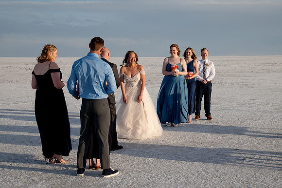 Heather Ohman & Chad Winget’s Windswept Wedding Adventure at the Utah Salt Flats020896