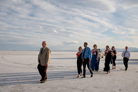 Heather Ohman & Chad Winget’s Windswept Wedding Adventure at the Utah Salt Flats020746
