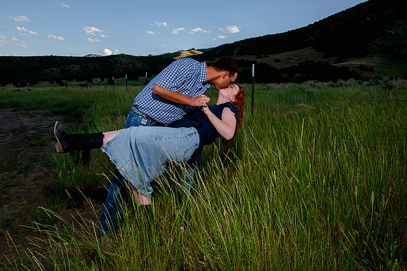 Lund Family Photo Session: Capturing Memories in the West Utah Desert at Sunset