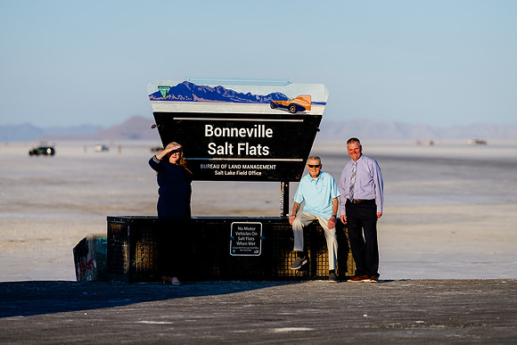 Family Portraits with Rebecca Ory-Hernandez at the Utah Salt Flats