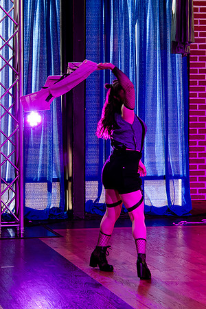 Kiki Cabaret 39548