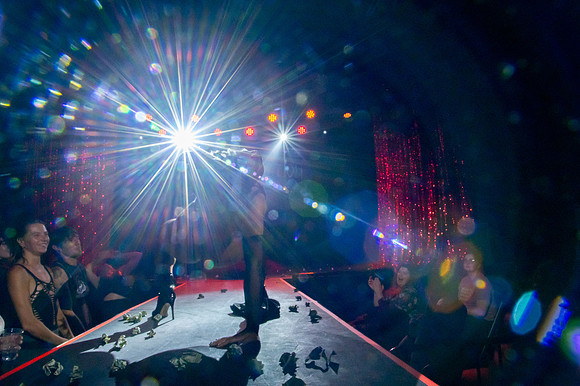 Steel and Seduction – A Night of Grit, Glam, and Fire at Metro Music Hall9632