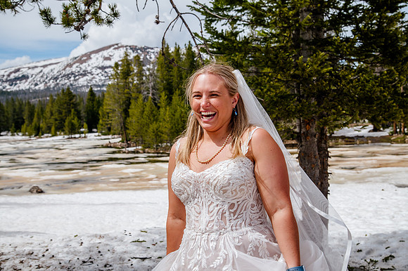 now in June: Megan Collins and Seth Underwood's Mountain Wedding