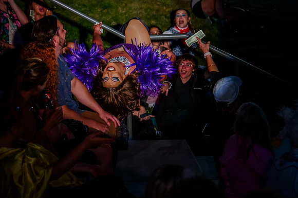 Birdlesque Takes Flight: Burlesque Meets Nature at Tracy Aviary’s Fundraising Cabaret