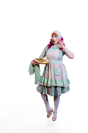 Pin-Up Revival: Madazon Can-Can’s Makeup & Posing Masterclass