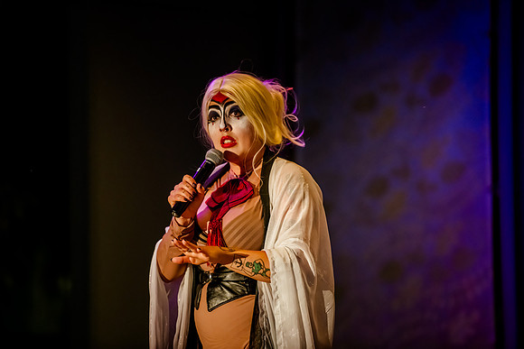 Birdlesque Takes Flight: Burlesque Meets Nature at Tracy Aviary’s Fundraising Cabaret