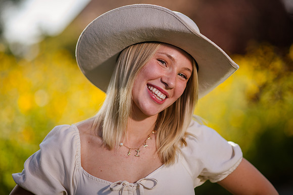 Family Portraits at Wheeler Farm: Alicia Peterson's Blended Family in the Glow of Sunset