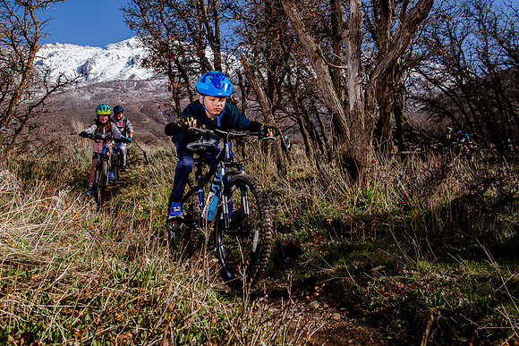 Velo 202138325