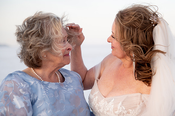 Heather Ohman & Chad Winget’s Windswept Wedding Adventure at the Utah Salt Flats021127