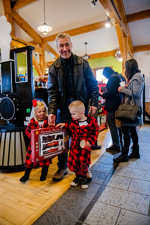 Family Portraits 11-24-2018_DSC5807