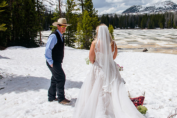 now in June: Megan Collins and Seth Underwood's Mountain Wedding