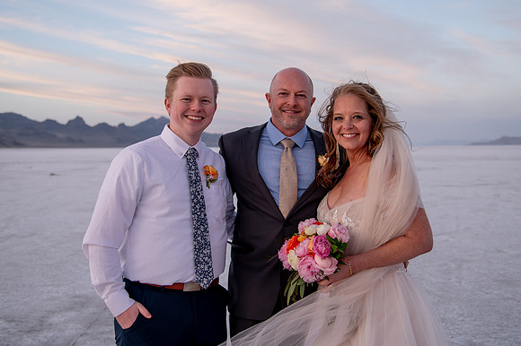 Heather Ohman & Chad Winget’s Windswept Wedding Adventure at the Utah Salt Flats021219