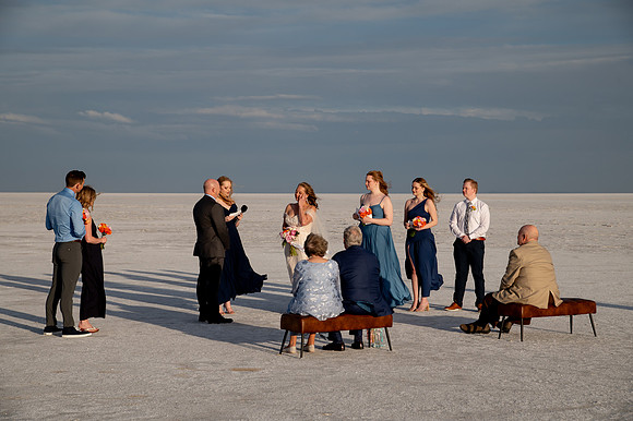 Heather Ohman & Chad Winget’s Windswept Wedding Adventure at the Utah Salt Flats020777